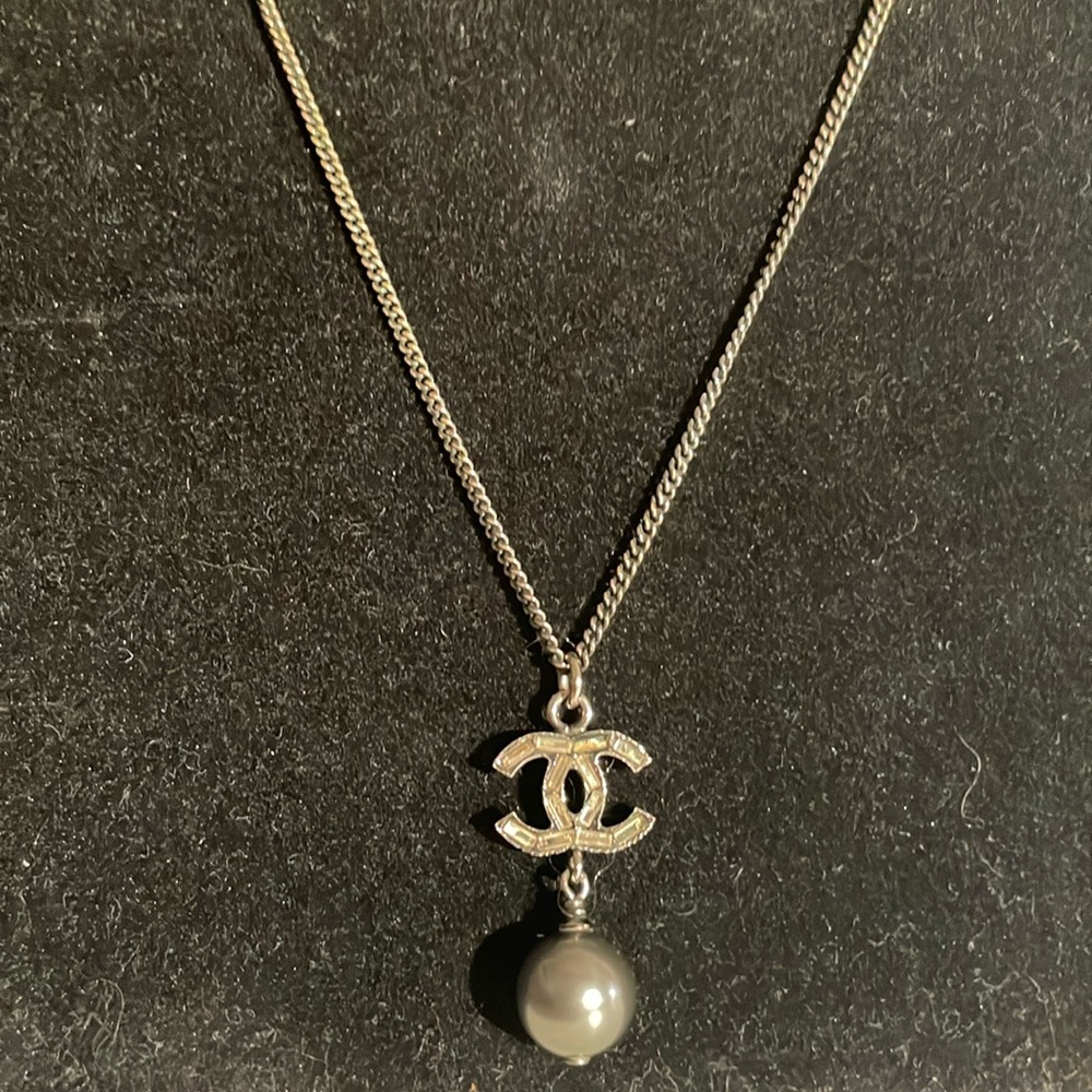 CHANEL Tahitian Pearl Necklace
